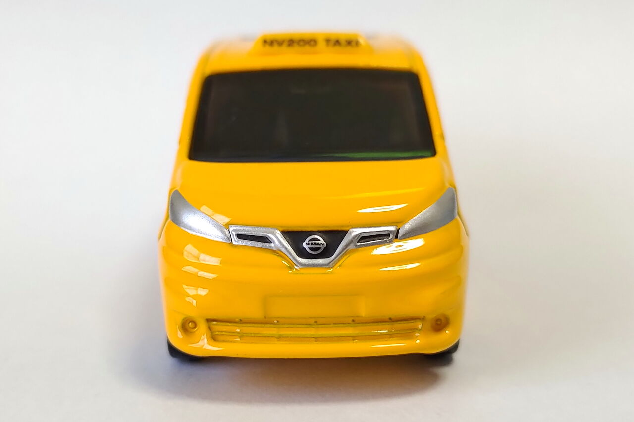 トミカ 日産NV200 TAXI(日産車体特注) : pumiの小さな車館