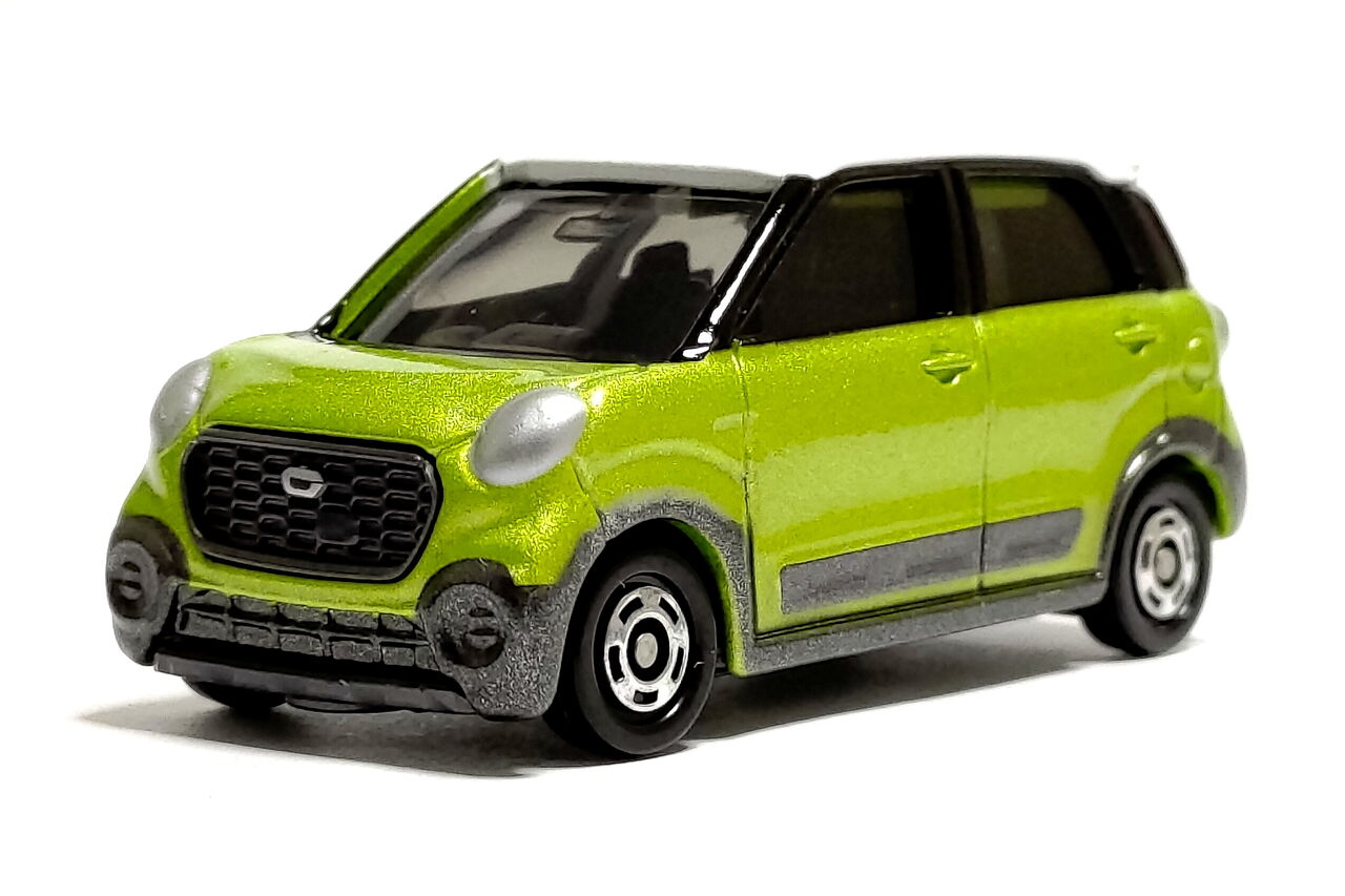 トミカ No 46 ダイハツ キャスト Pumiの小さな車館