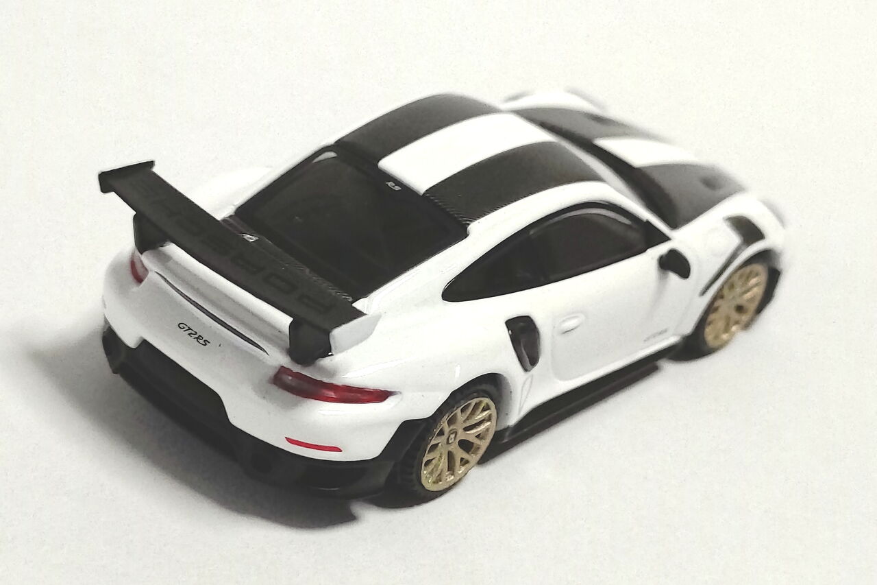 MINI GT 1/64 ポルシェ 911 GT2 RS ヴァイザッハ パッケージ : pumiの