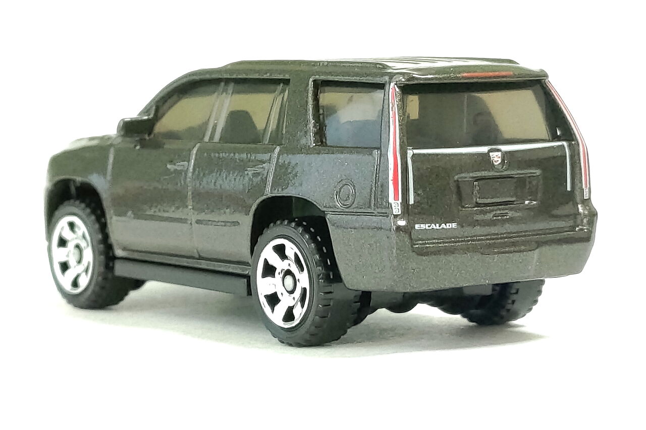 マッチボックス キャデラック エスカレード Pumiの小さな車館