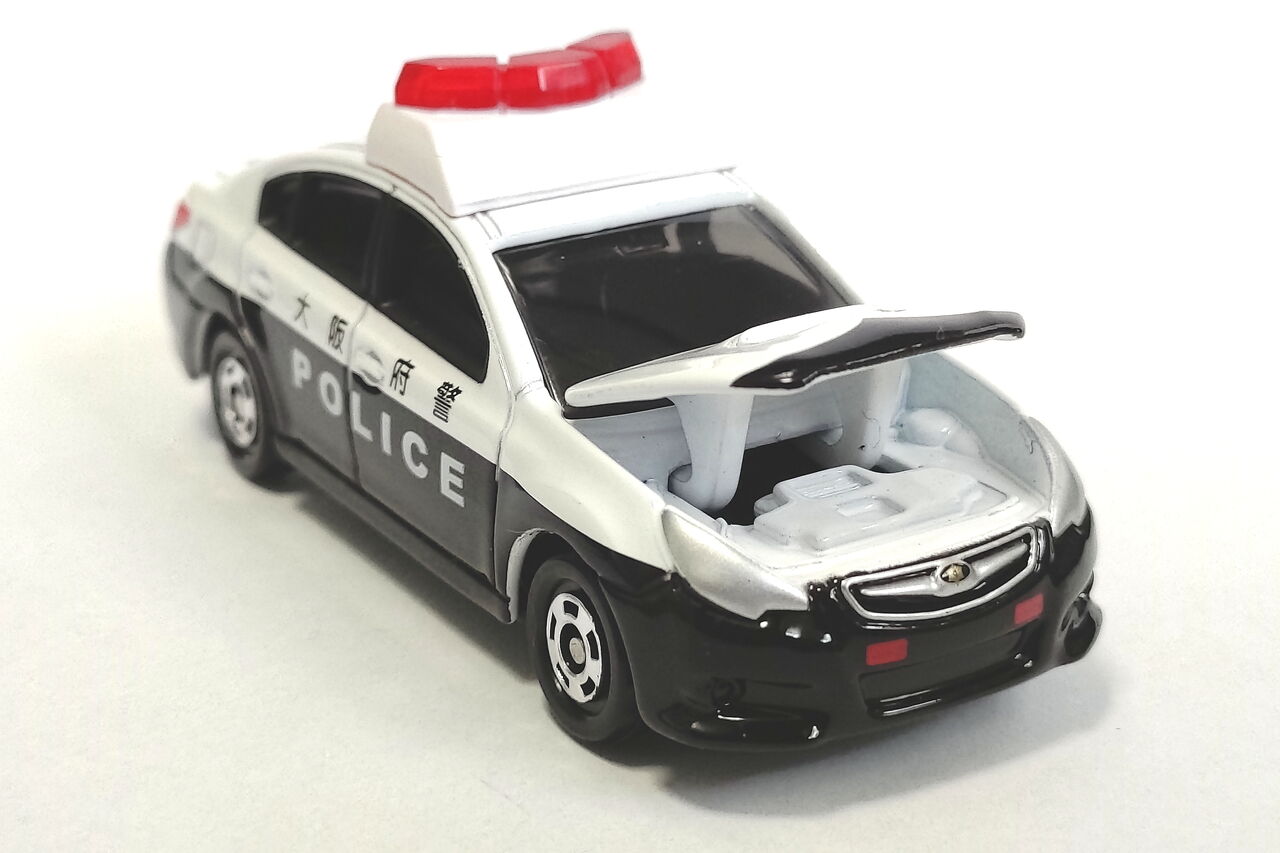品多く パトカー 現状渡し スバル カバー 昇降機 レガシィ 警察グッズ Labelians Fr