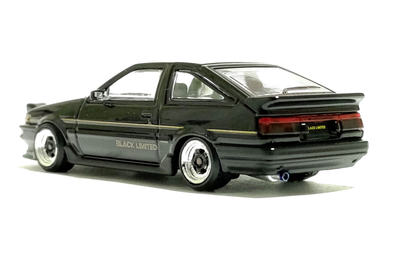 INNO MODELS 1/64 スプリンター トレノ AE86 ブラック Limited