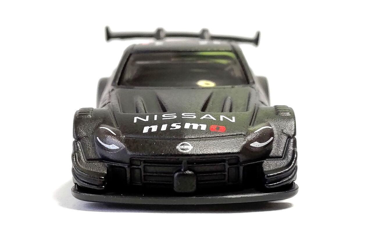 トミカ No.13 日産 フェアレディZ NISMO GT500 : pumiの小さな車館