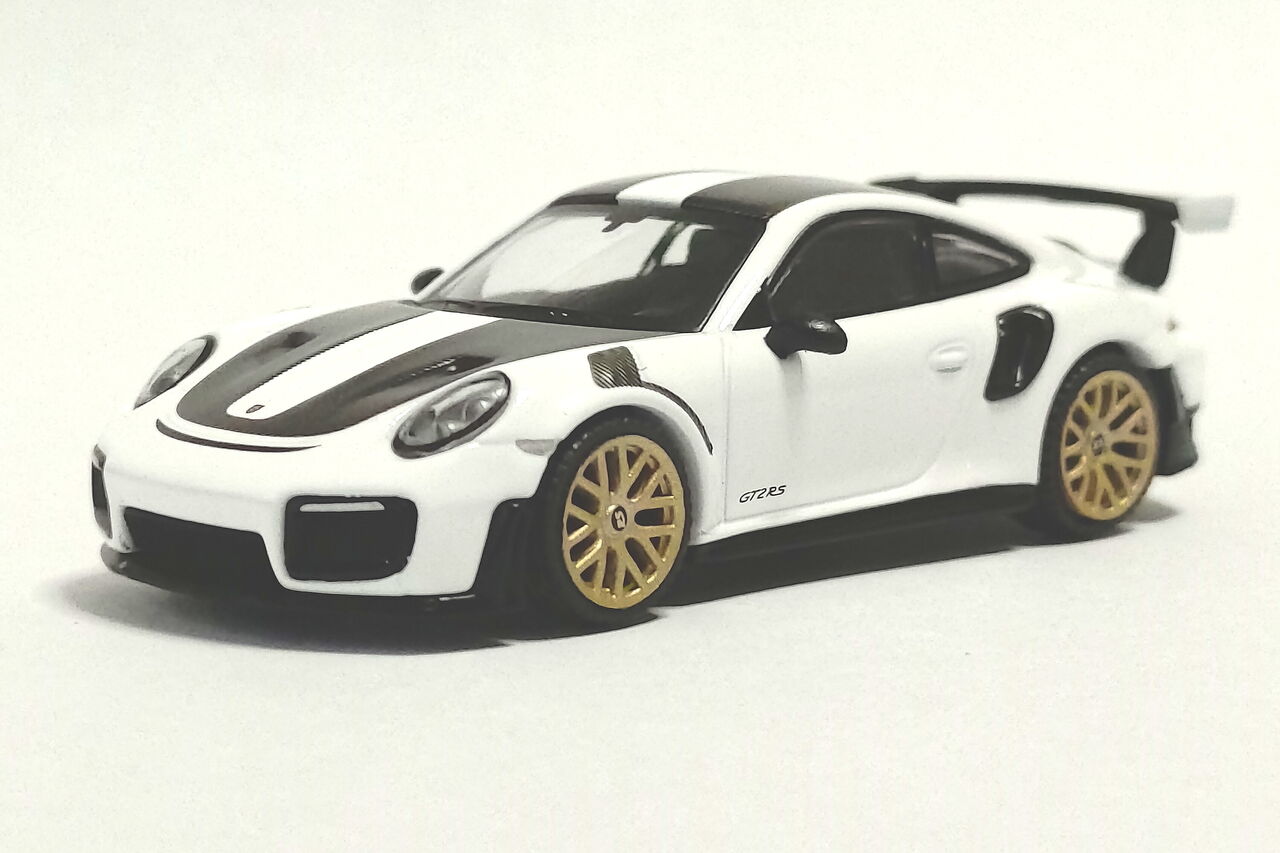 MINI GT 1/64 ポルシェ 911 GT2 RS ヴァイザッハ パッケージ