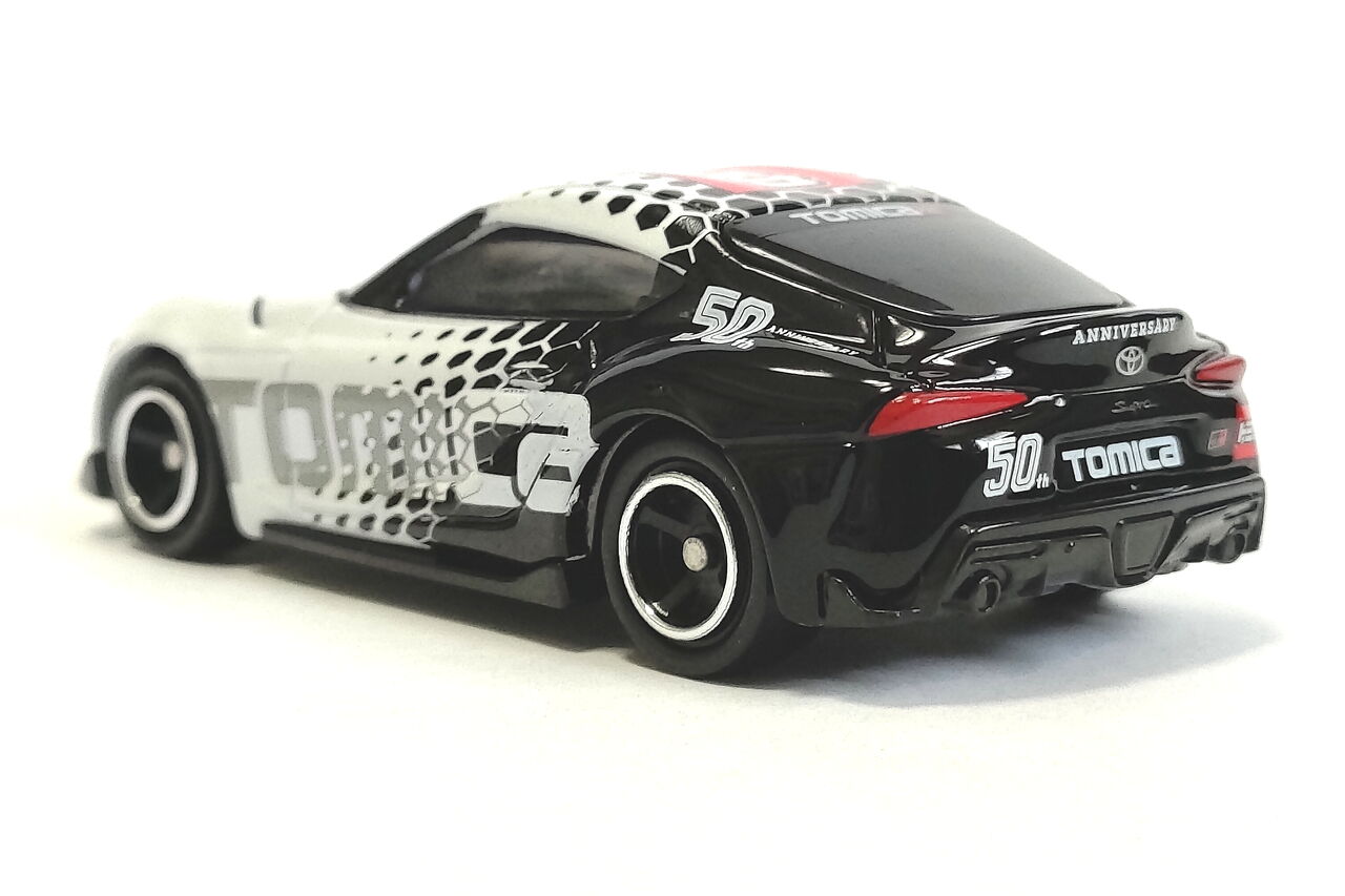 トミカ トヨタ Grスープラ トミカ50周年記念仕様 Designed By Toyota Pumiの小さな車館