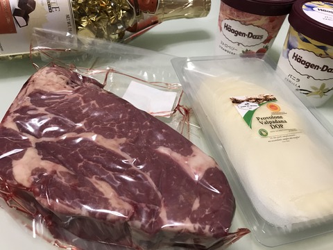 9AE74DD1-DEE6-4EBF-A565-189885B37423