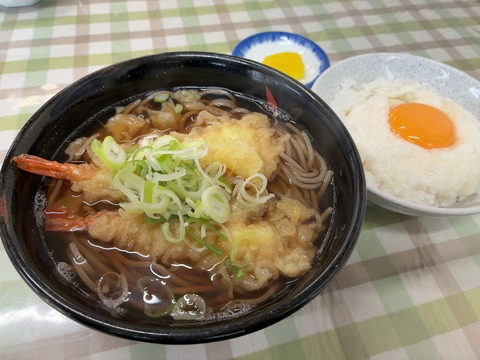 ★函館大門地区のハートフルステーション“津軽屋食堂”DE…夢中であたたかいごはんをおフガりしているときしがないファット中年男性だってそこのみにて光輝く★
