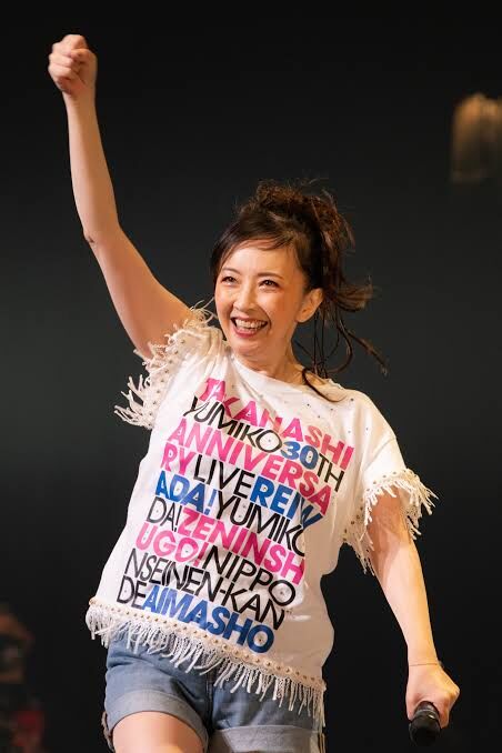 F3B1B5AC-6760-48D9-A9BF-CC252A6C69C2