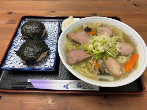 ★七飯町の赤松ロード沿いにあるカラダにやさしいごはん屋さん“まつざき”DE…しょうゆおにぎりの具はホッケをチョイスしがちな太ったアブノーマルおじたん★