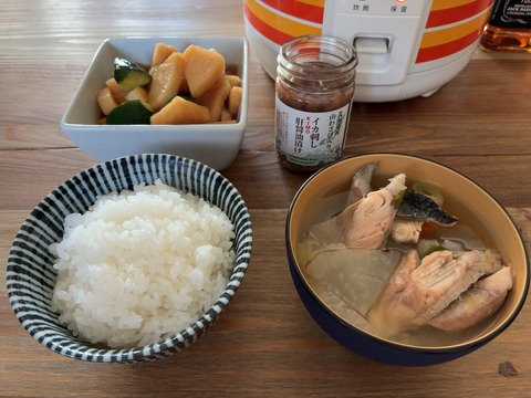 ★たきたてごはんのお供くんを入手しに訪れた道の駅“なないろななえ”DE…イカ刺し肝醤油の瓶詰め&トミハラさんちの大根たまり漬けがあればもう涙はいらない★