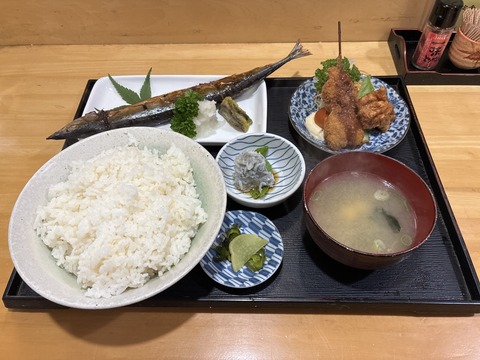 ★北斗市の何かとマニアックなごはん屋さん“志づ川”DE…おすすめのサンマ定食がとってもE塩梅でこのイカれたサイバー時代にちいさい秋みつけた★