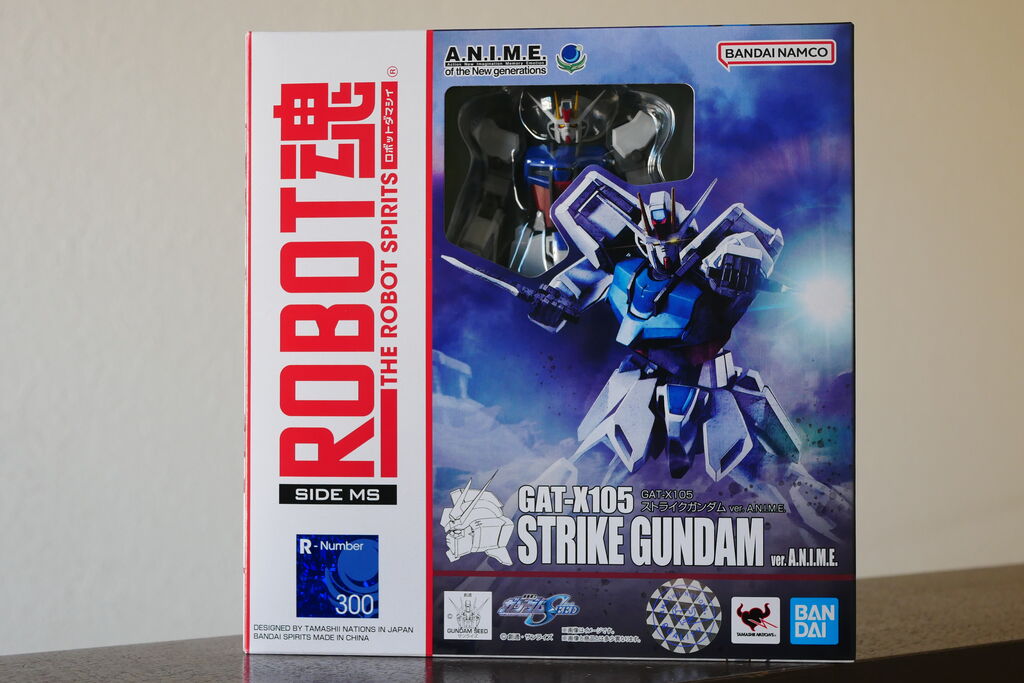 ROBOT魂 GAT-X105 ストライクガンダム ver. A.N.I.M.E. ＆ AQM/E