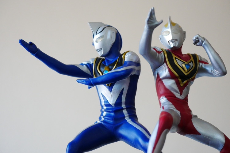 英雄勇像　ウルトラマン　ティガ　ダイナ　ガイア　アグル　コスモス　リブット レビュー】【英雄勇像】 ウルトラマンダイナ フィギュア【ティガ