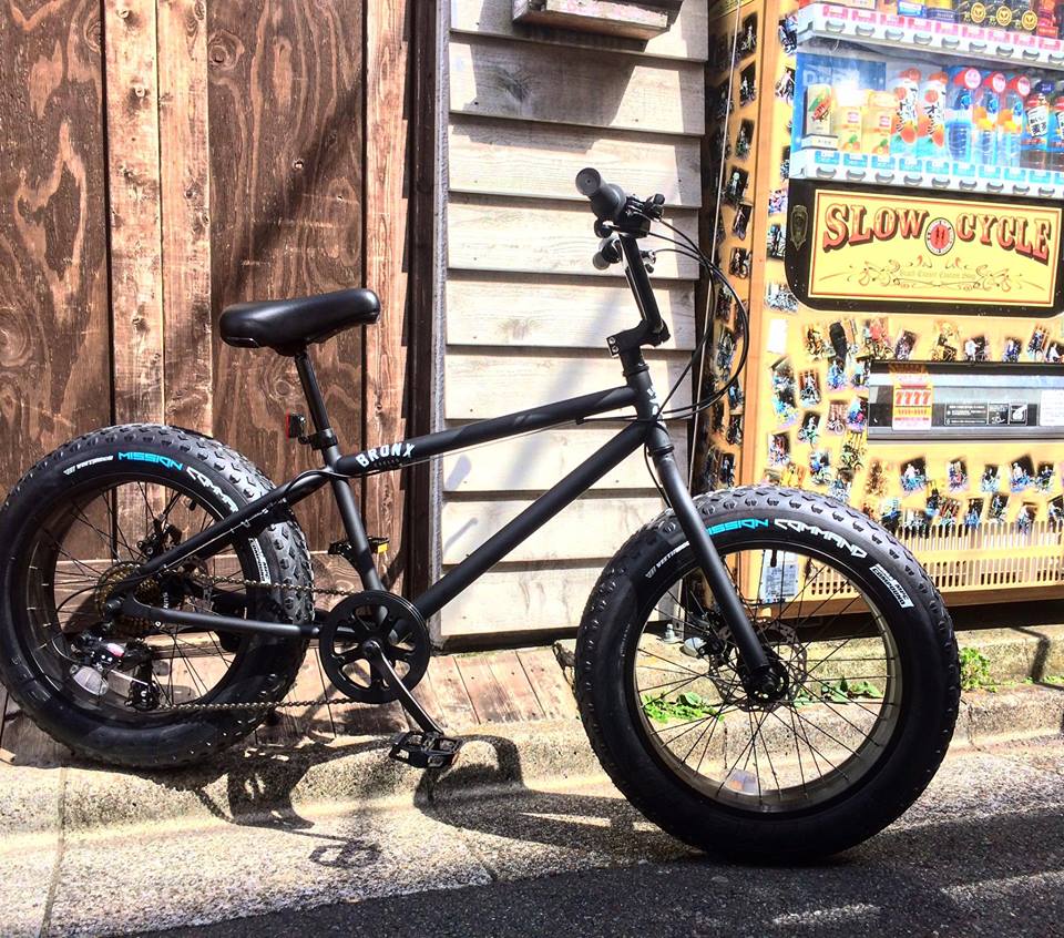 BRONX ファットバイク 20インチ ブロンクス 使用感あります 自転車 20BRONX-CUTOM MATTE BLACK シングルスピード ブロンクス