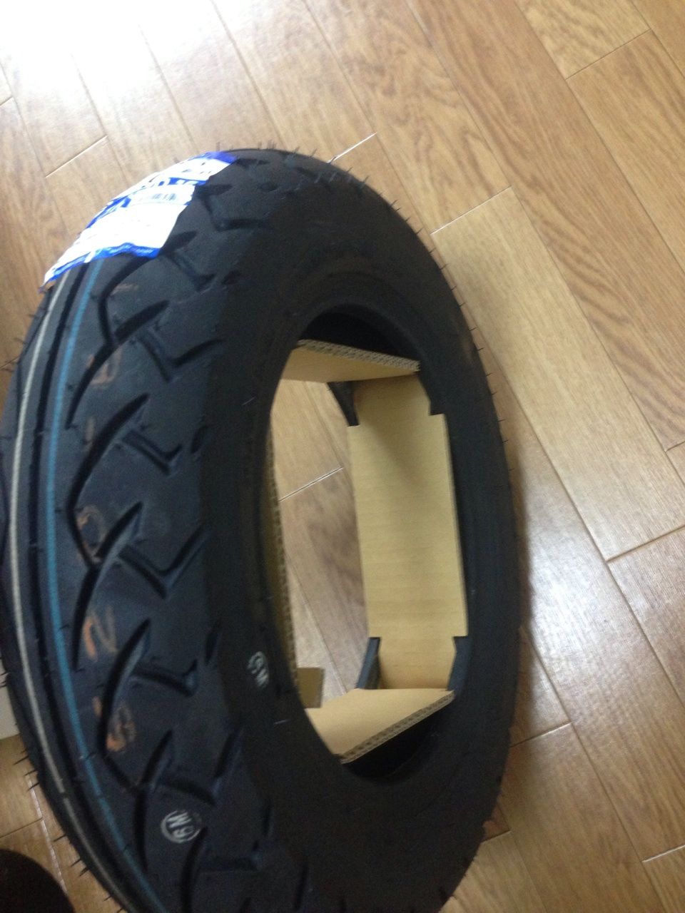 送料込☆アドレスV125G/S‼IRC MB90 tuktuk 前後タイヤ 【公式通販】