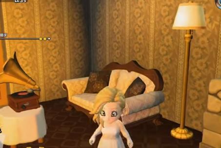 蓄音機、ソファ、ライト