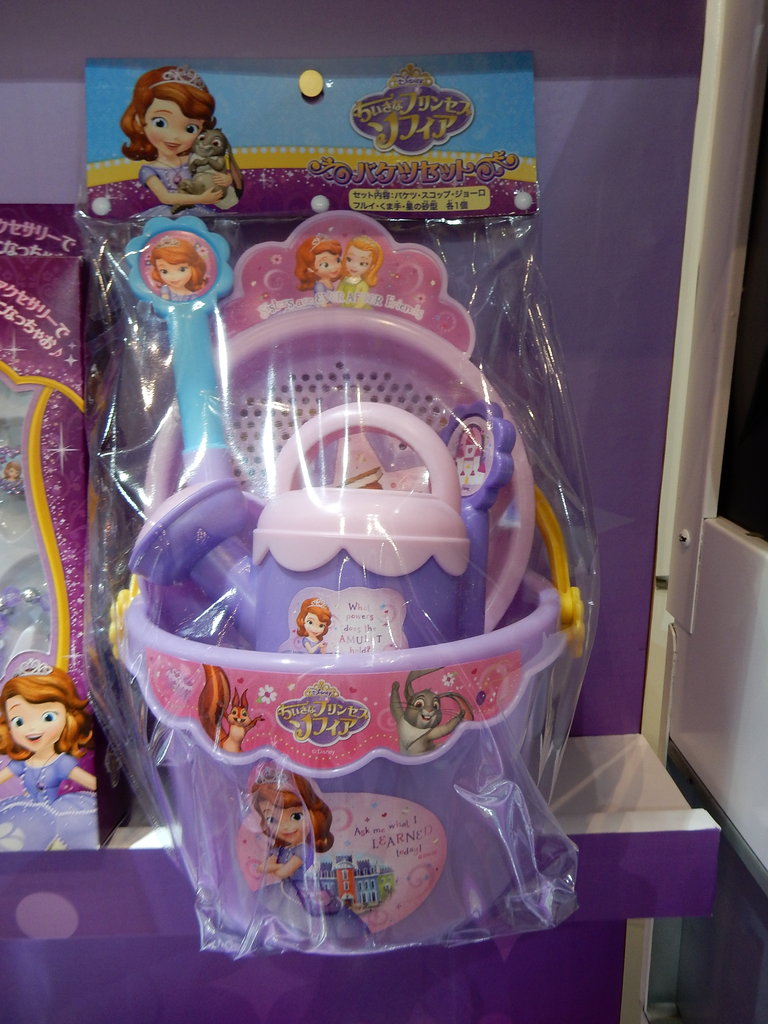 ちいさなプリンセス ソフィア 発売前新商品 Escapemonos