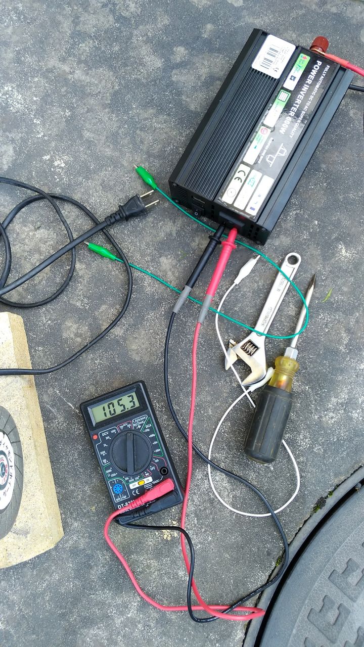 草刈り機のエンジンで自作発電機 ストリキニーネの工作 草刈り機のエンジンで自作発電機 ストリキニーネの工作