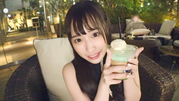 スキンケアショップ店員のななみちゃん22歳の巨乳を揉みしだきセックスって最高だな！ 3