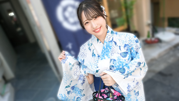 巨乳の浴衣美女を半分脱がしてセックスするって最高だな！ 2