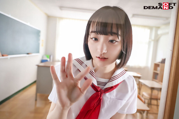 龍が如くが大好きすぎる青春美少女がいつか出演したくてAVデビュー！ 17