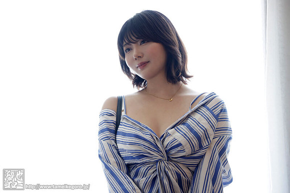 わざわざ結婚する数日前にAVデビューする元女子アナって最高だな！ 4