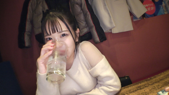自分から生で挿れてくれる欲しがりどM若妻とマチアプ不倫セックスって最高だな！ 7