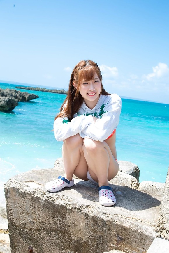 人気AV女優 美谷朱音が1年後に引退することを発表したぞ！ 17