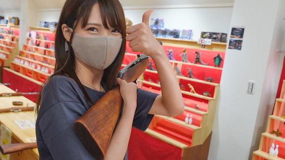 アイドル級に可愛くて小ぶりなおっぱいも奥ゆかしい２０歳なっちゃんとデート後セックスって最高だな！ 13