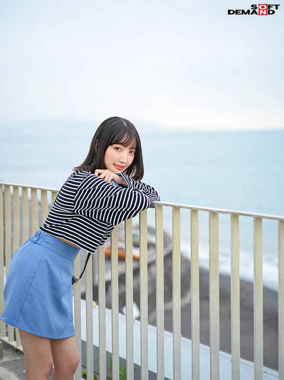 小柄な身体にHカップのエッロいおっぱいを持つ19歳がAVデビューするぞ！ 4