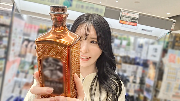 家でリラックスしてる平日仕事終わりの彼女と真夜中海老反りSEX！！ 5