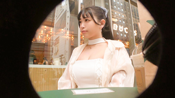 乳がデカ過ぎる水泳インスタラクターが凄まじい騎乗位で精子を搾りセックスって最高だな！ 4