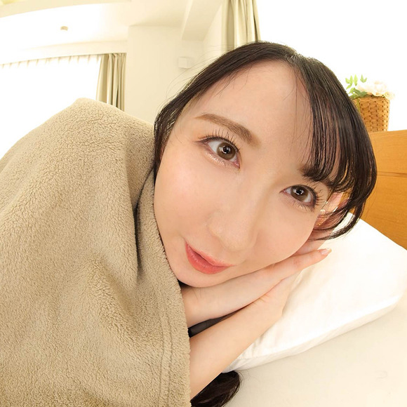 ムチムチグラドル奥様のエクササイズを間近で楽しむVRってええな！ 5