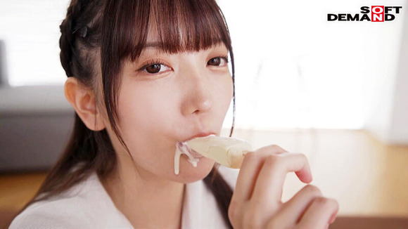 小柄な身体にHカップのエッロいおっぱいを持つ19歳がAVデビューするぞ！ 16
