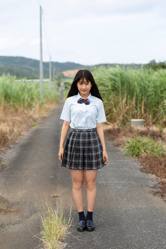 名古屋のアイドルメンバー藤田芽愛がファーストイメビでムッチリボディを見せつけるぞ！ 10