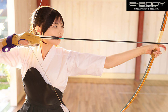美ボディすぎる弓道女子（20）がAVデビュー！！全集中セックスで潮吹き射ーーーー！！ 5