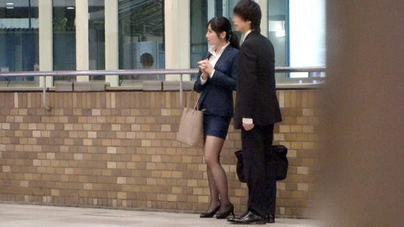 真面目ぶるのが上手いけど実はフラフラ流される系の新卒ちゃんに流れのままに挿入ってええな 3