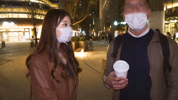 エッロエロな体した人妻を寝盗りSEXで生中セックスって最高だな！ 5