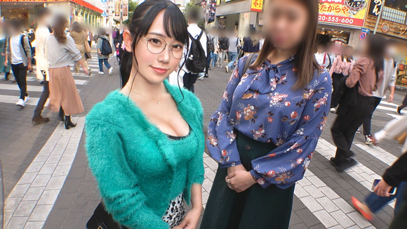 巨乳をちらつかせてマルチ勧誘で金を稼ぐ悪乳女をデカチンでお仕置きって最高だな！ 2