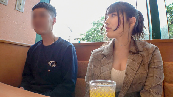 はち切れんばかりのデカパイ＋むっちむちの太もも＋１８歳ってもう１００点満点だな！ 5