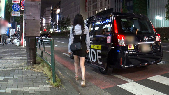 バキバキの整形顔でも最高の爆乳ボディだったらセックスしたいよな！ 3