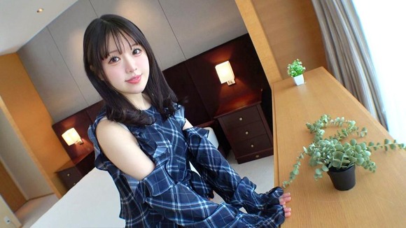 ロリボディでアニメ声なお姉さんをガンガン突きまくりセックスってええな！ 2