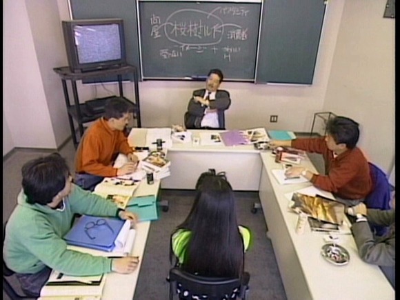 1990年代を代表するAV女優 桜樹ルイが四半世紀ぶりに歴史的フルヌード写真集を出すぞ！ 4