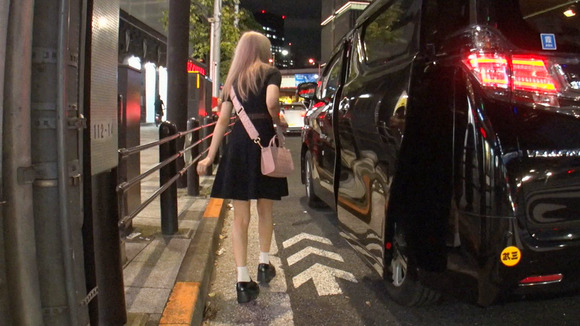 極上のフェラテクを持つ金髪ギャルを家でハメまくりってええな！ 5