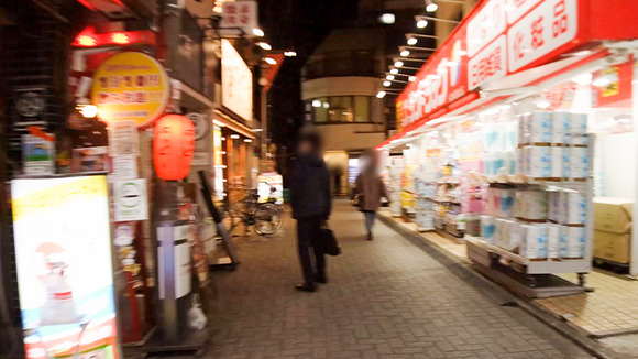 泥酔してるので寝てる間に脱がしてみたら意外と剛毛だったギャル 2