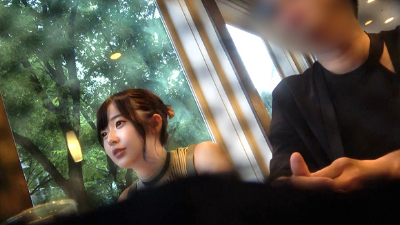 服の上からでもボインなおっとり巨乳ちゃんにデカチンガン突きセックスって最高だな！ 6