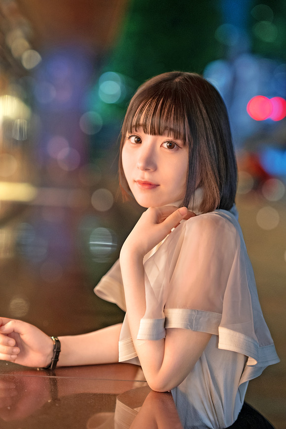 貢がれたシャネルを全身に装備した港区女子をおじさんチ〇ポで豪快ピストンってええな！ 3