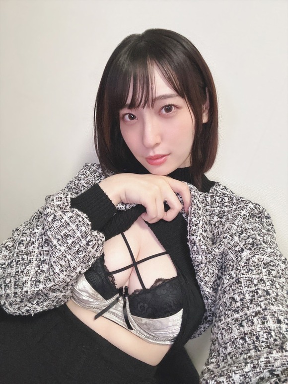 AVデビューした瀧本雫葉（元グラドル成瀬しゆ）は幸せになれたのだろうか？ 11