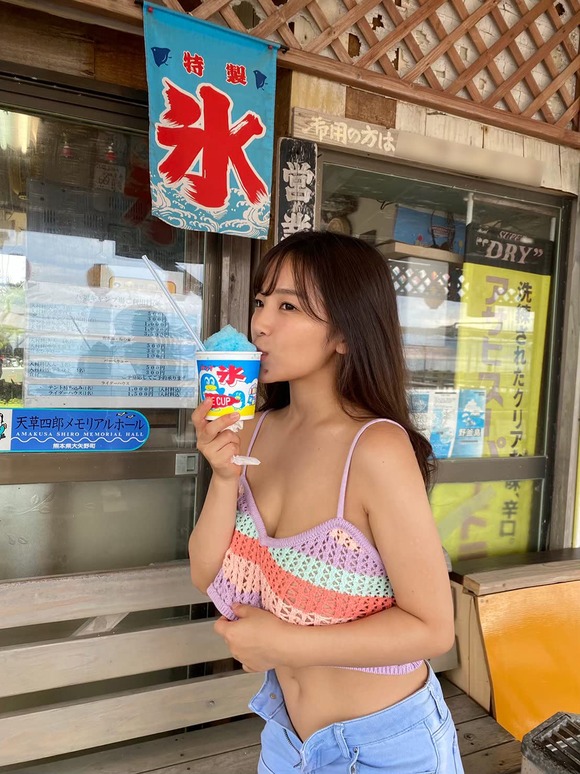 Iカップグラドル天木じゅんの写真集を10冊買うと本人とのリアル飲み会に参加できるらしいぞ！ 3