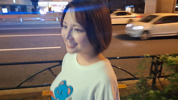 こんな感じのブカブカTシャツ巨乳彼女ってええよな 4